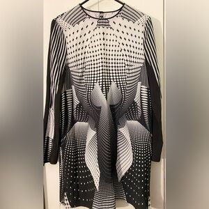 Clover Canyon Black and White Geometric Pattern Dress Like New